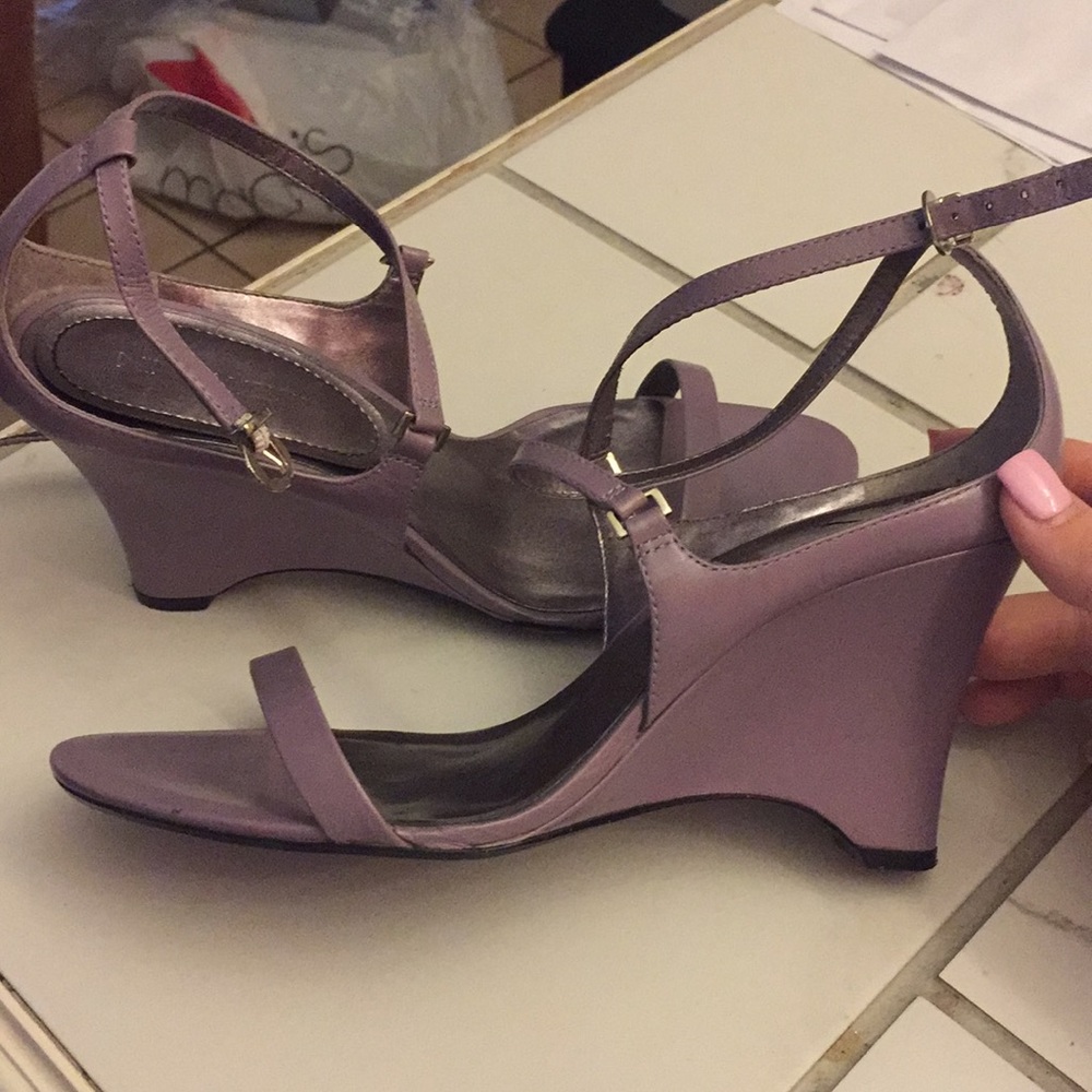 Nine West pumps